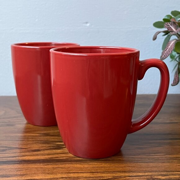 Set of 2 Corelle 12oz Red Stoneware Coffee Mugs Tea Cups Vintage - Picture 1 of 9